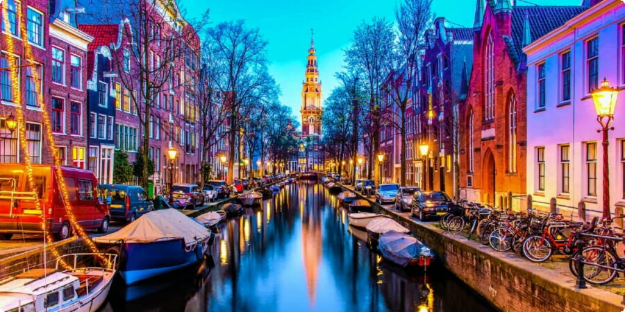 Amsterdam pieszo: piesza wycieczka na niezapomniany weekend