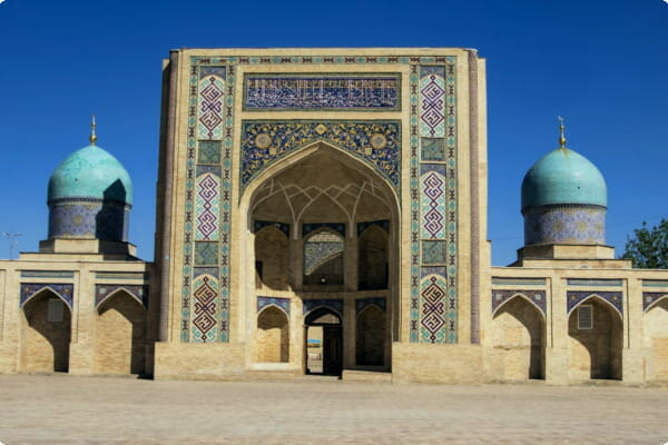 Bibi Khanym Mosque