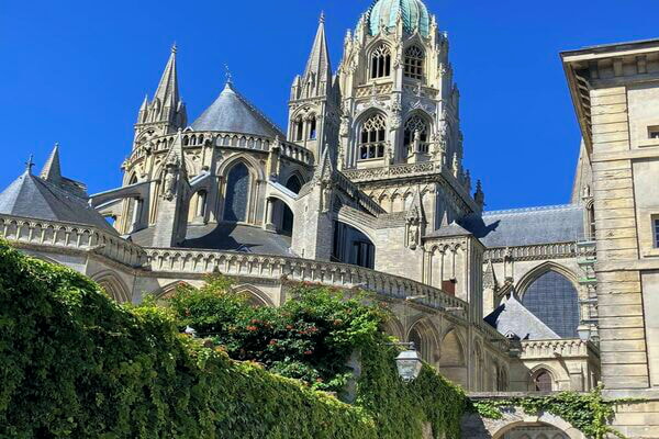  Cathedral Notre-Dame de Bayeux